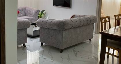 Quiet & Clean Apartment in alkarak