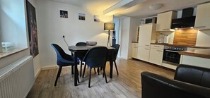Dining - Vrbo Property (Volkesfeld)