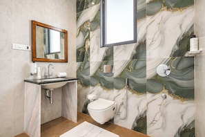 Vila Deluks | Kamar mandi