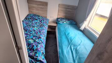 3 bedrooms, individually decorated, individually furnished