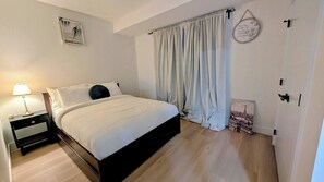 House, 2 Bedrooms - Sweet Home Escape 2BR Guest Suite (Edmonton)