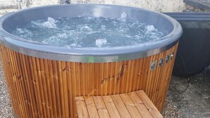 Unclassified image, 2 of 21, button - House Sleeps 11 With Parking (Tralee)