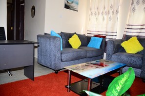 Living area - Cozy  2-bedroom apartment in Machakos for your stay (Machakos)
