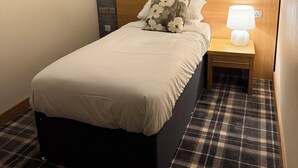 Standard Single Room, Patio | In-room safe, desk, laptop workspace, blackout drapes - The Oddd Fellows Arms (Carlton)