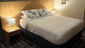 Standard Double Room, Patio, Courtyard View | In-room safe, desk, laptop workspace, blackout drapes - The Oddd Fellows Arms (Carlton)