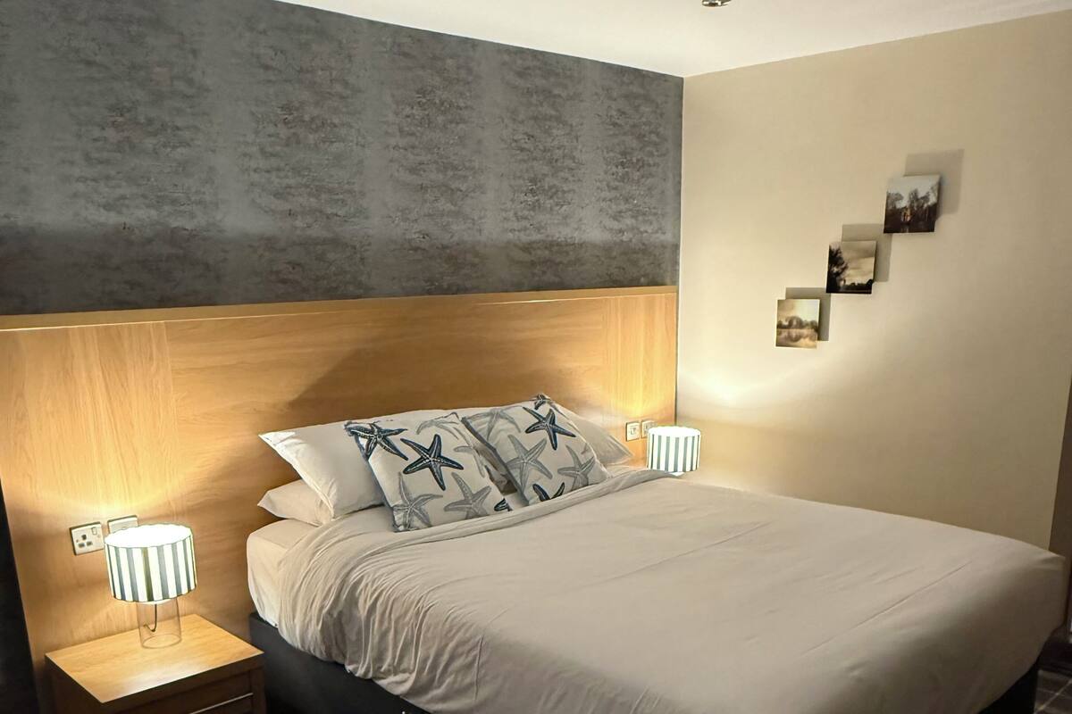 Standard Double Room, Patio, Courtyard View | In-room safe, desk, laptop workspace, blackout curtains