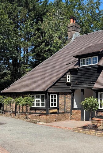 Beautiful Cottage in South Downs National Park, 30mins from Goodwood