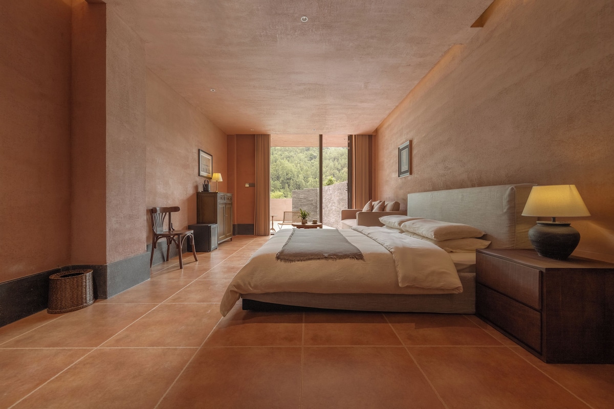 Signature Double Room | Gebar bulu kapas, meja, ruang kerja komputer riba, Wi-fi percuma 