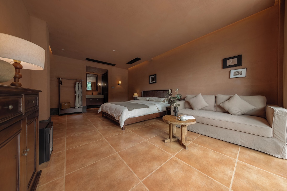 Grand Double Room | Gebar bulu kapas, meja, ruang kerja komputer riba, Wi-fi percuma 