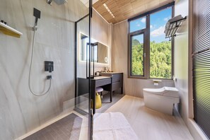 Deluxe Double Room, Mountain View | Bathroom - Sun Valley Resort (Zhangjiajie)