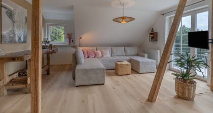 Apartment Fohrenhöhe with Mountain View, Balcony, and Wi-Fi