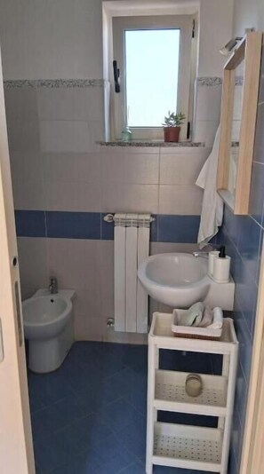 Shower - Vrbo Property (Magazzeno)