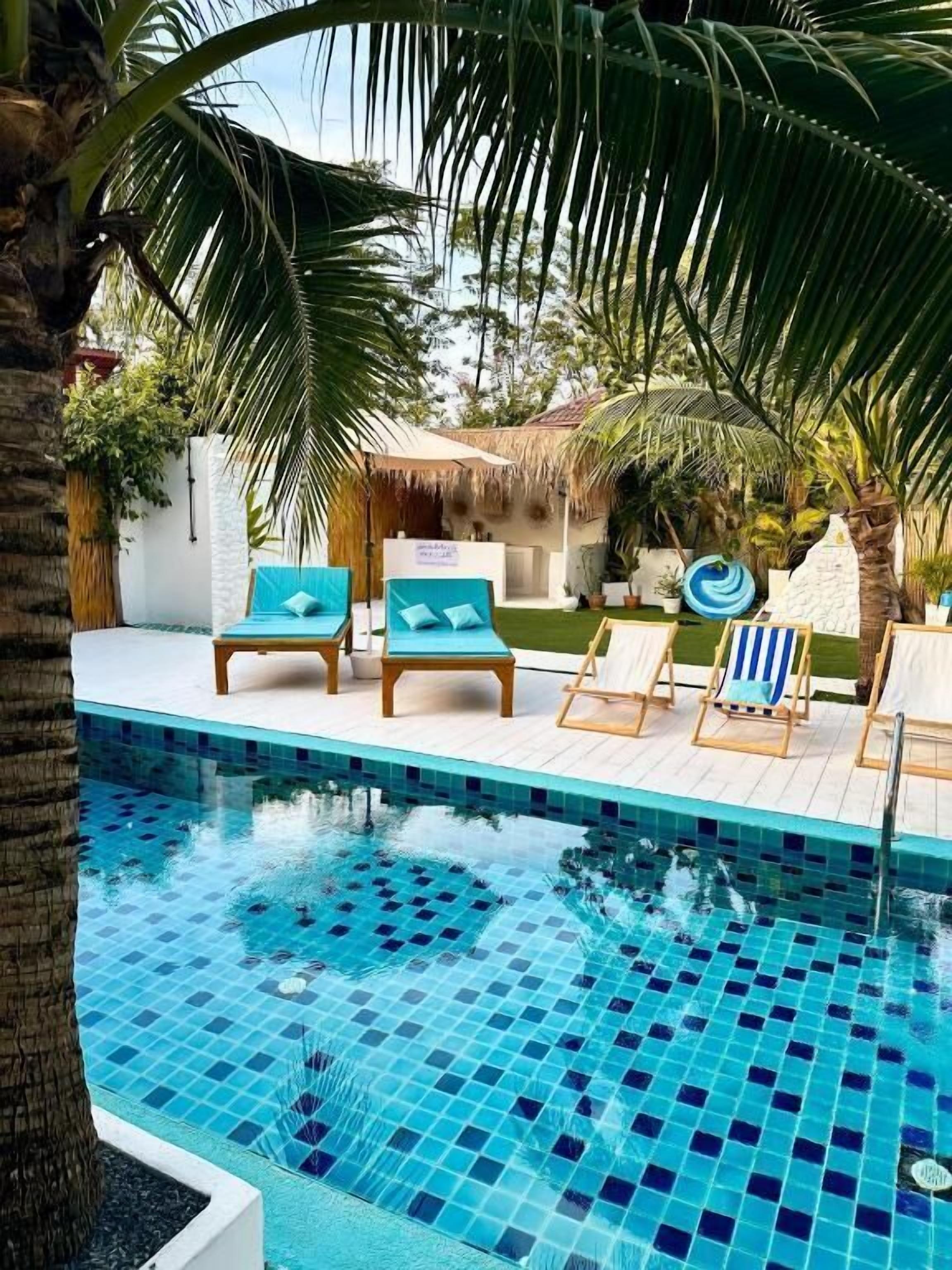 Villa, 3 habitaciones, balcón, vistas al jardín | Piscina | Una piscina al aire libre
