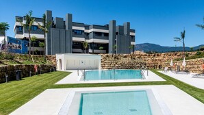 House, Accessible - Oasis 325 3 2 1D (Estepona)