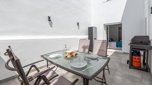 House, Accessible - Cozy Historic Corner On Suns Paradise (Estepona)