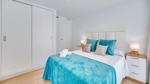 House, Accessible - Chic Urban Corner (Estepona)