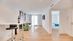 House, Accessible - Chic Urban Corner (Estepona)