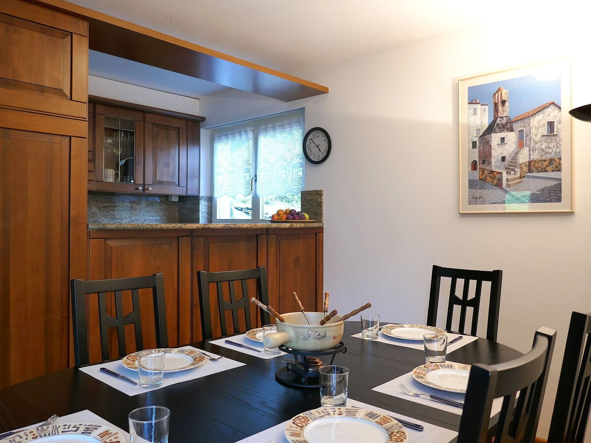 Möbel, Interior Design, Holz, Tabelle, Esszimmer, Küche & Esszimmer Tisch, Stuhl, Flooring, Beleuchtung, Geschirr
