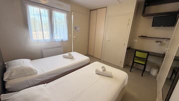 Chambre familiale double, vue sur la montagne | Accès au Wi-Fi (inclus)