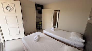 Chambre familiale double, vue sur la montagne | Accès au Wi-Fi (inclus)