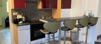 Quiet and spacious, near the Loing River and downtown