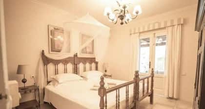The Courtyard Country House at Cortijo El Aguilón