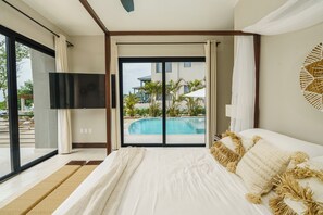 Iron/ironing board, Internet, bed sheets - Ocean View Four Bedroom Villa - Prana Maya Island Resort (Placencia)
