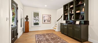 The Evelyn- Luxe Historic 3 Bed 2 Bath Home Main Street Village of Pittsford