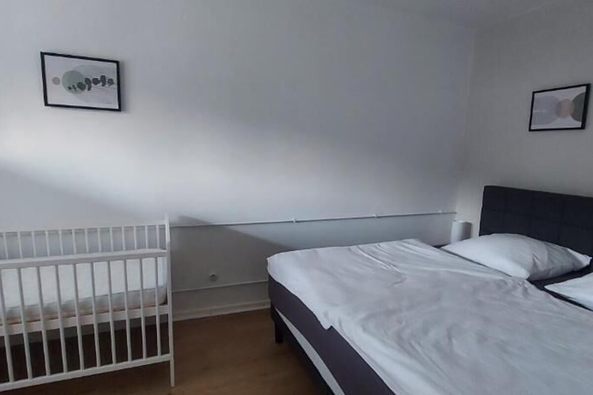 Appartamento Comfort, balcone | Ferro/asse da stiro, Wi-Fi gratuito
