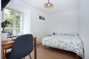 Room - Studio Granit - L’élégance d’une escale bretonne (Dol-de-Bretagne)