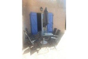 Outdoor dining - Vrbo Property (Sainte-Maxime)