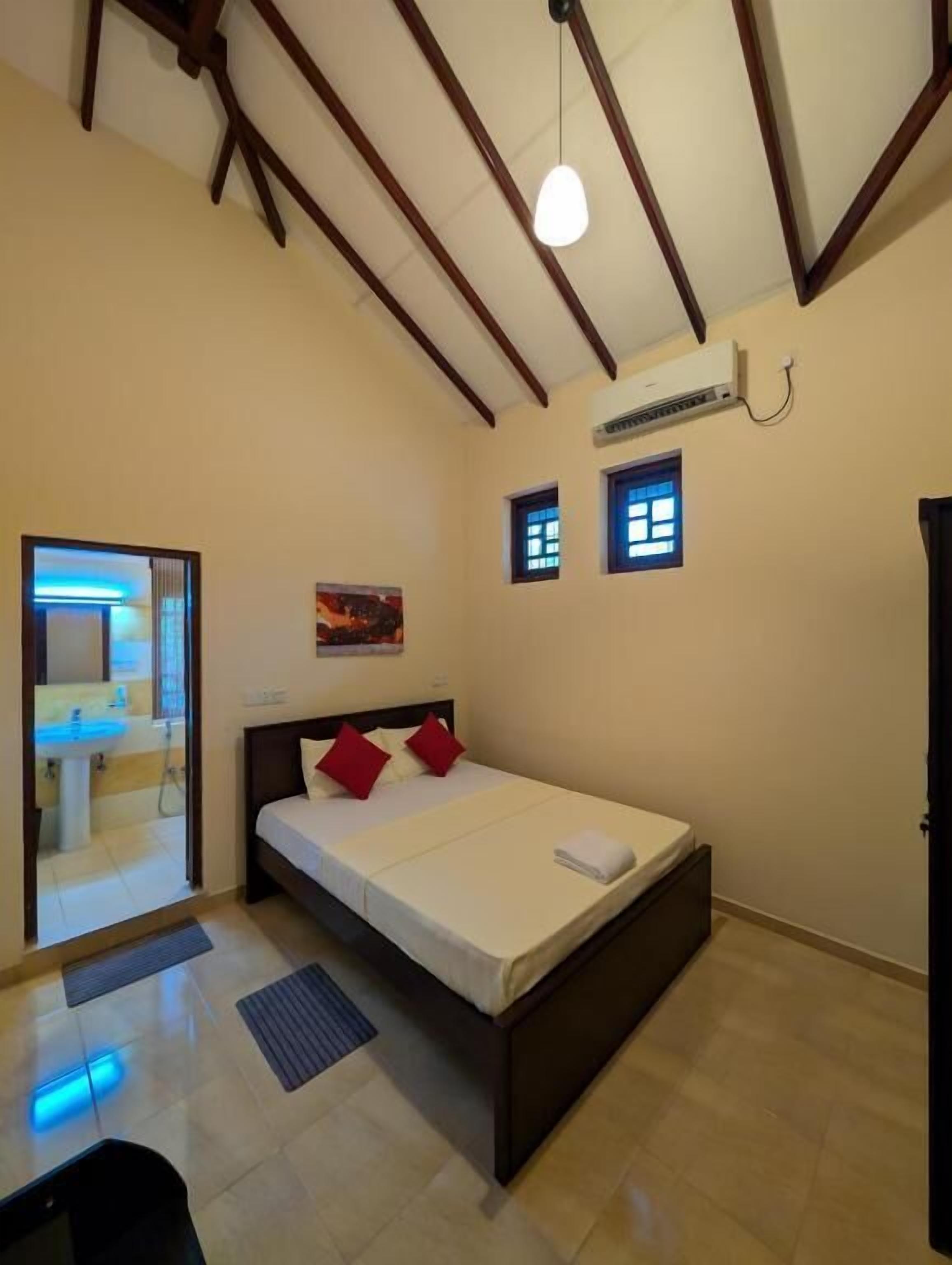 Deluxe Double Room, Balcony, Garden View