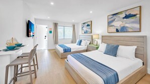 Unclassified image, 4 of 28, button - Kemp`s Ridley 6 - Oceanfront Studio - Heated Pool (Lauderdale-by-the-Sea)