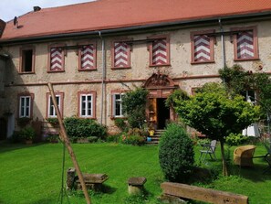Esterni