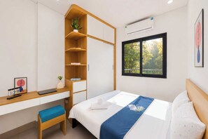 One Bedroom Deluxe Apartment