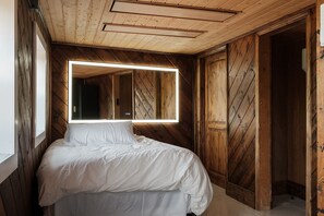 3 habitaciones, tabla de planchar con plancha y wifi gratis 