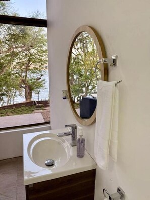 Bathroom - Casa Bambú Hotel (Catarina, Masaya)