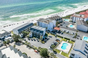 Exterior - Steps to the Private Beach, renovated, 2 Bikes - Time to Coast (Santa Rosa Beach)