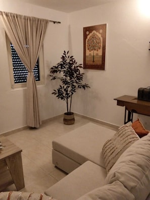 Comfort-Apartment, 3 Schlafzimmer, Terrasse, Strandnähe | Wohnbereich