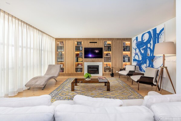 Interior - Foz do Douro Luxury Penthouse , Rooftop Terrace & Bathtub (Unknown)