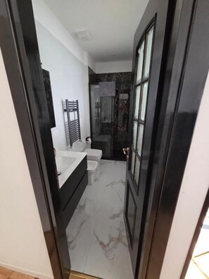 Chambre Double Deluxe, salle de bains privée, vue parc | Salle de bain