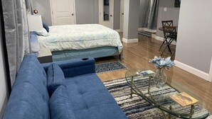 Room - Boston Luxury Rooms  (Boston)