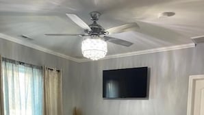 Living area - Boston Luxury Rooms  (Boston)