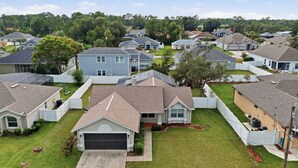 Exterior - Palm Coast Getaway - Pool, Grill, 3Br (Palm Coast)