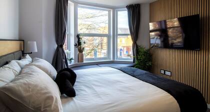Luxury rooms at Leigh Road