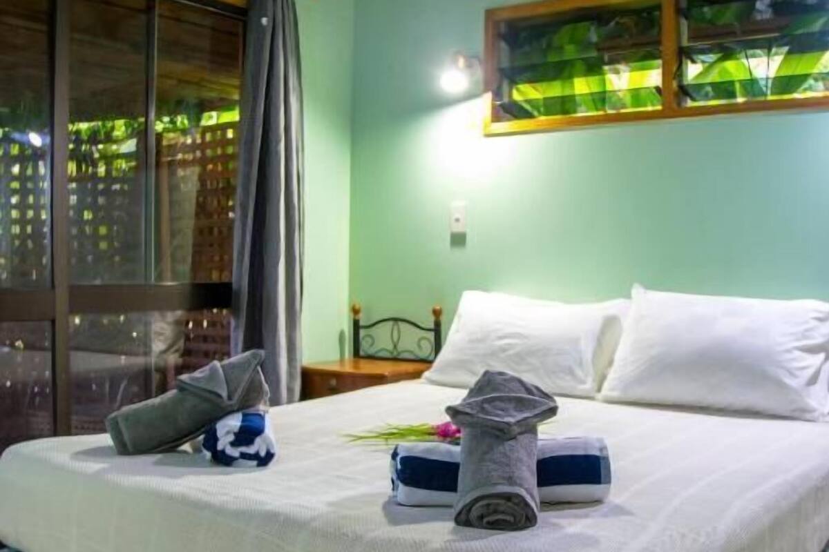 Iron/ironing board