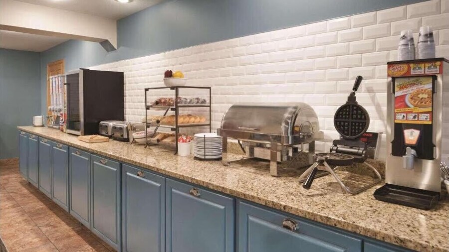 The Great North Inn & Suites