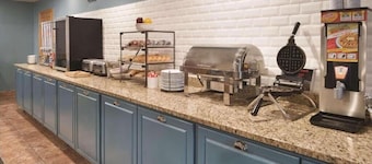 The Great North Inn & Suites