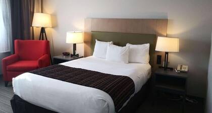 The Great North Inn & Suites