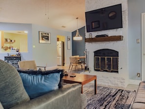 Living area - Egger (Round Rock)